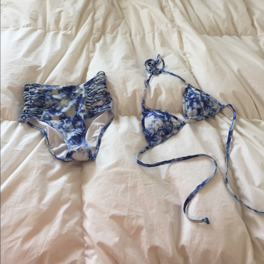 High waisted Victoria’s Secret bikini